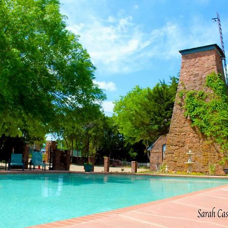 The Monastery At Forest Lake Oklahoma City Kültér fotó